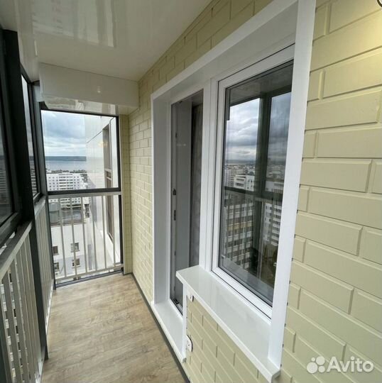 Отделка балконов и лоджий, утепление, остекление