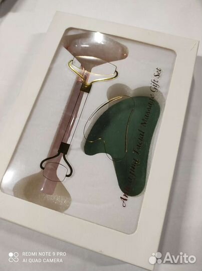 Набор для массажа лица. Роллер и скребок Гуаша