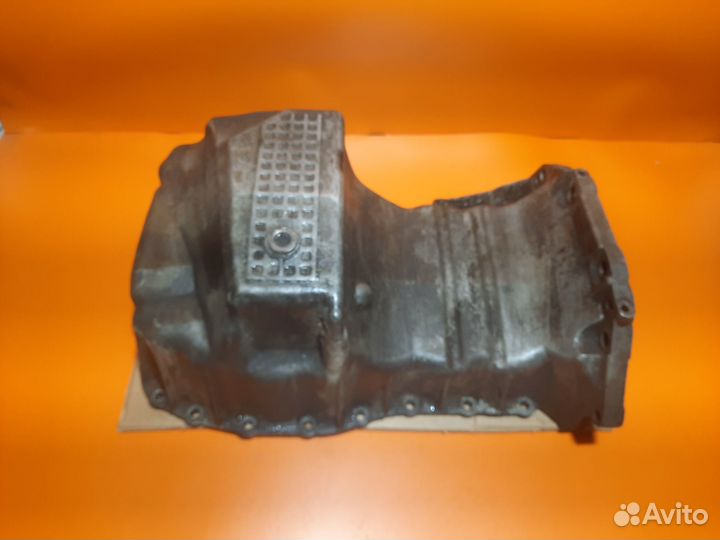 Поддон двигателя Renault Logan 1
