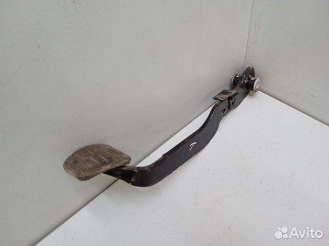 Педаль тормоза Renault Logan 2 1.6 2016