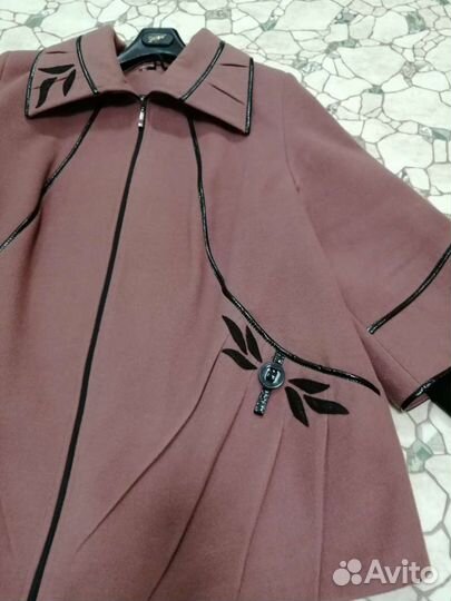 Пальто 56р. Куртка 56-58р