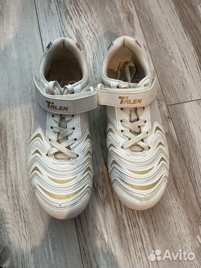 Шиповки для прыжков