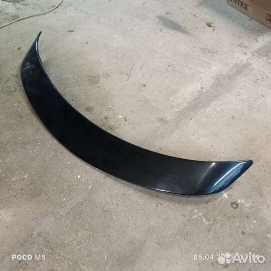 Спойлер на LADA vesta