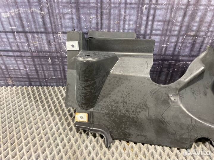 Воздуховод радиатора передний правый Bmw X3 E83