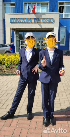Школьная форма костюм(134 и 140)