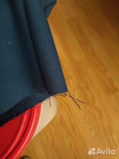 Отрез ткани костюмной