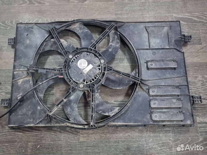 Вентилятор радиатора Volkswagen Tiguan Octavia A7