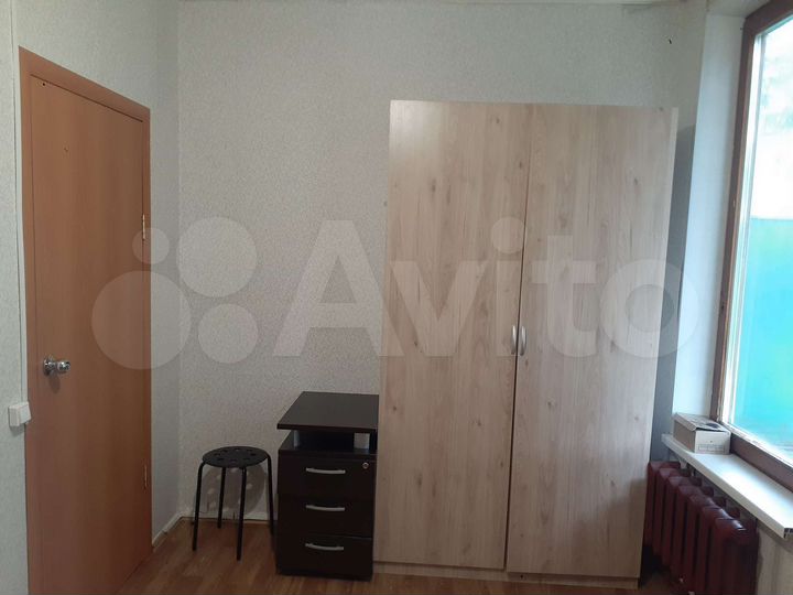 Комната 11 м² в 3-к., 1/2 эт.