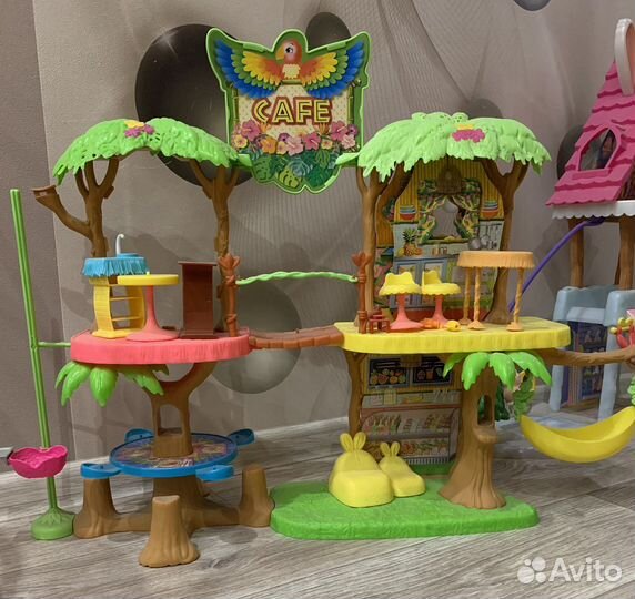 Домик кукольный