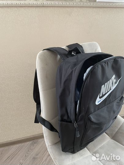 Рюкзак школьный новый