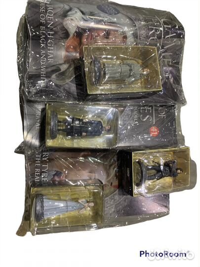 4 фигурки Игры Престолов