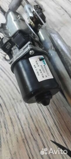 Трапеция дворников Opel Mokka