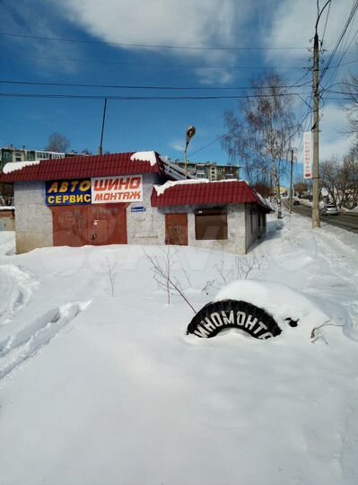 Гараж, > 30 м²