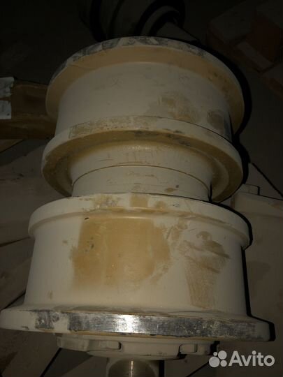 Каток опорный двубортный (CA1969954)