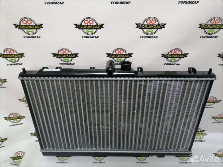 Радиатор охлаждения двигателя Mitsubishi Lancer IX