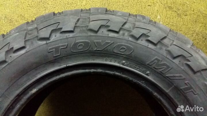 Toyo Open Country M/T 265/70 R17 118P