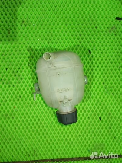 Бачок расширительный Renault Duster