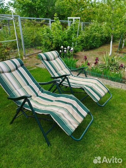 Кресло шезлонг складное