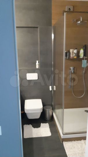 4-к. квартира, 115 м², 8/9 эт.