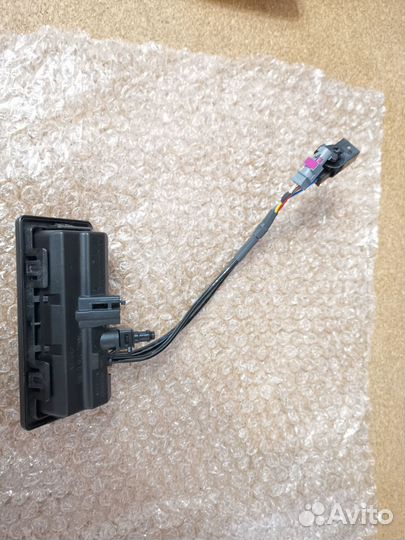 Камера заднего вида Tiguan номер детали 5NA827566D