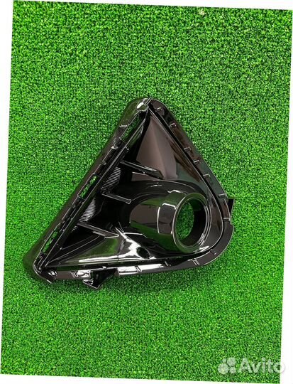 Решетка радиатора Solaris 2