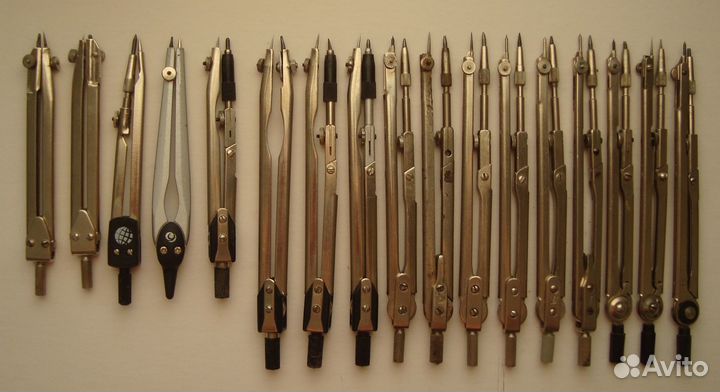 Циркуль готовальня