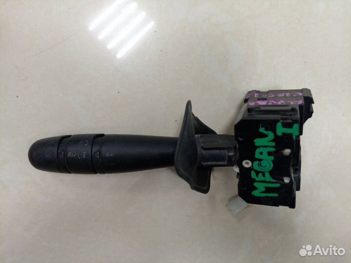 Подрулевой переключатель поворотов Renault Megane