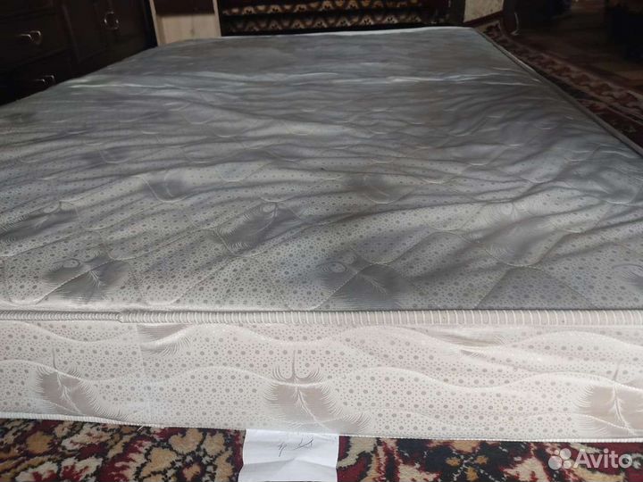 Матрас. 140*200