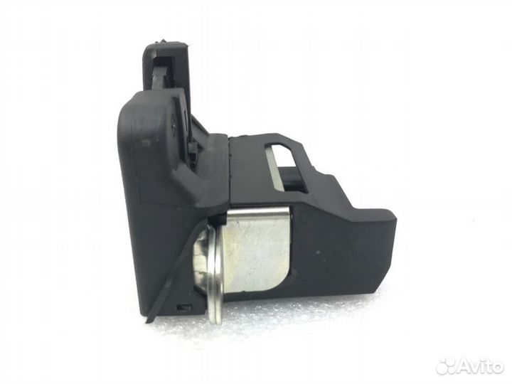 Замок багажника Volkswagen Golf MK5 2008