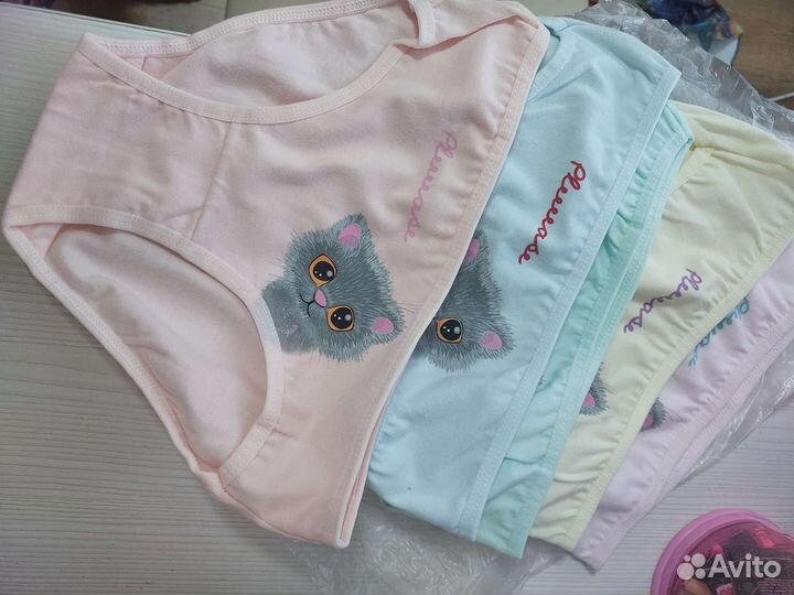 Новый набор плавок для девочки-5 шт