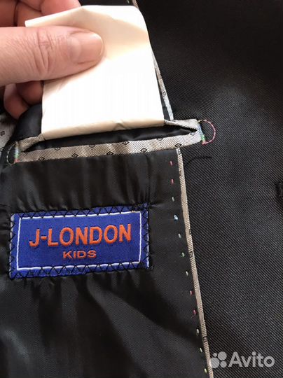 Пиджак школьный для мальчика на 8 лет