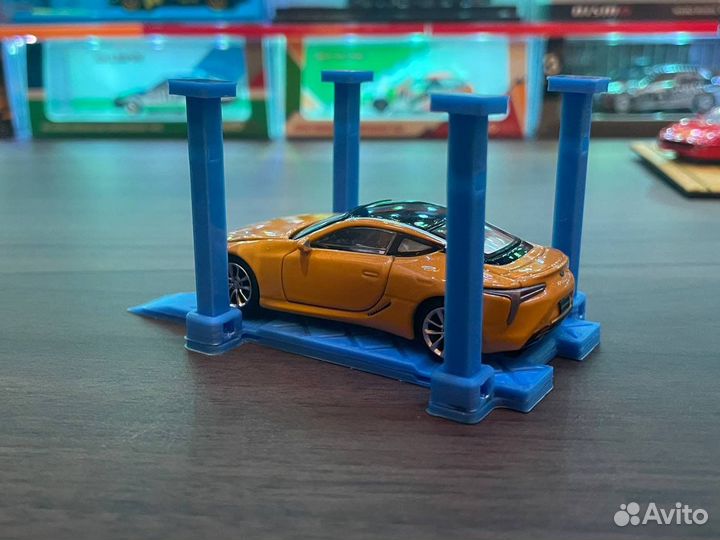 Подъемник для машинок в масштабе 1/64