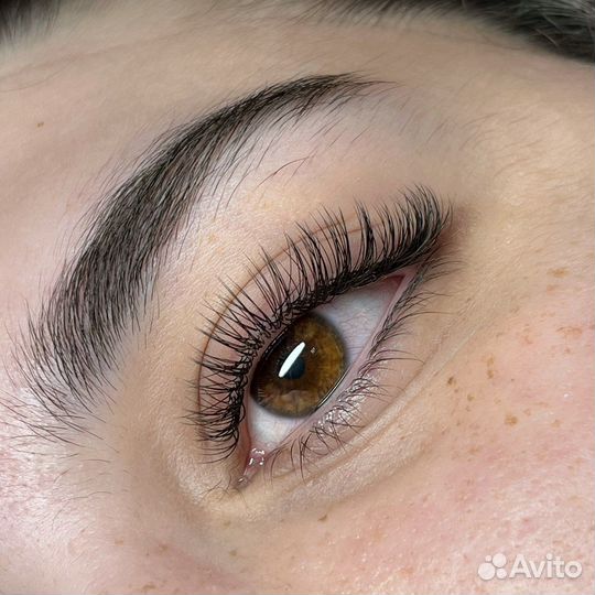 Обучение наращиванию ресниц