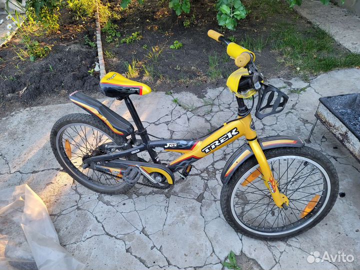 Детский велосипед фирмы Трек