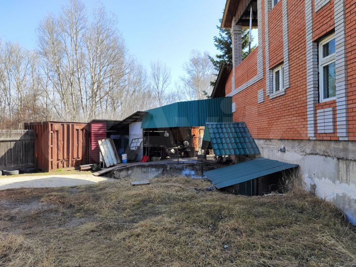 Дом 300 м² на участке 15 сот.