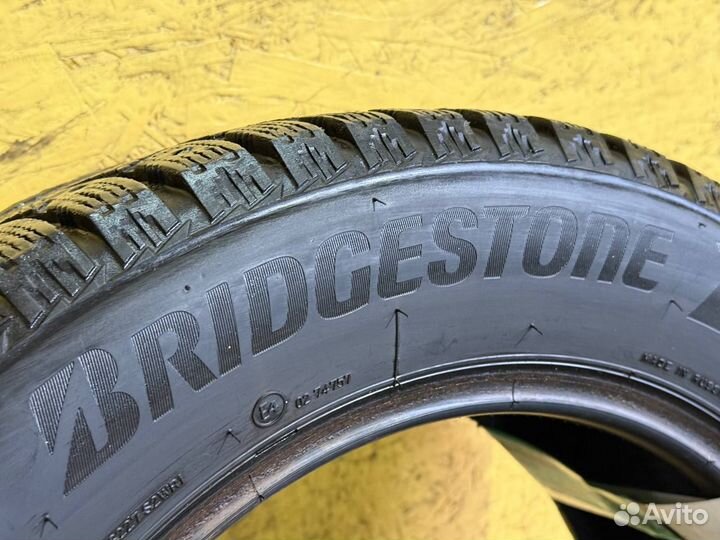 Bridgestone Ice Cruiser 7000S 205/60 R16 92T