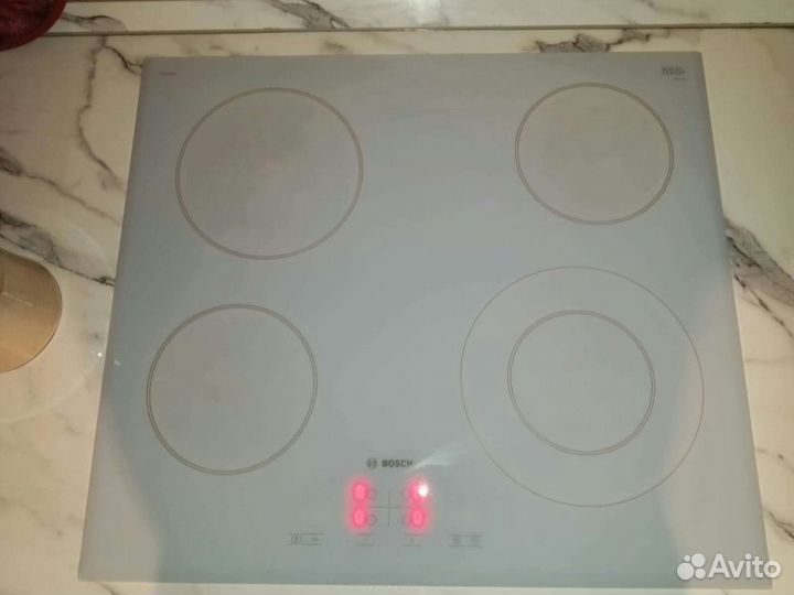 Варочная панель Bosch PKF652BB1E, белый