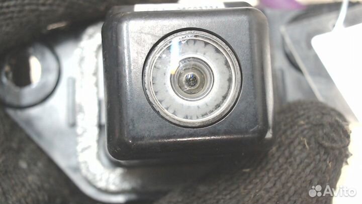 Камера заднего вида Toyota Highlander 2, 2010