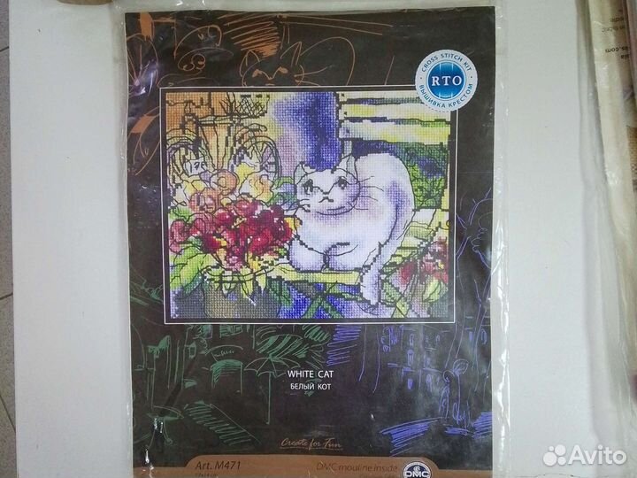 Набор для вышивания крестом. белый кот