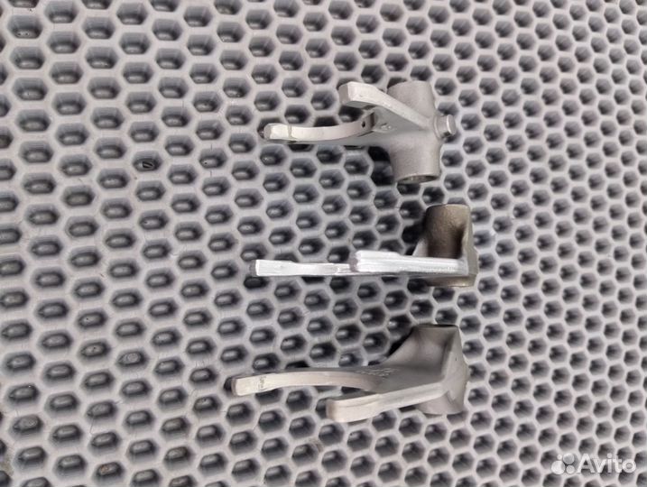 Yamaha YZF R1 2004-2005 вилки кпп