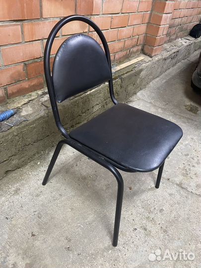 Офисные стулья