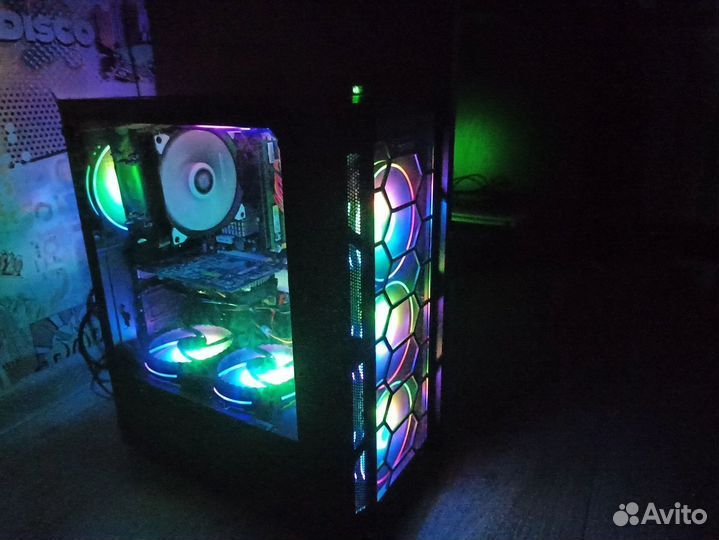 Игровой корпус для пк с RGB подсветкой