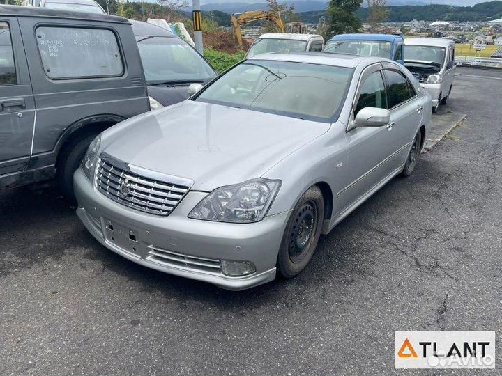 Дверь передний правый toyota crown