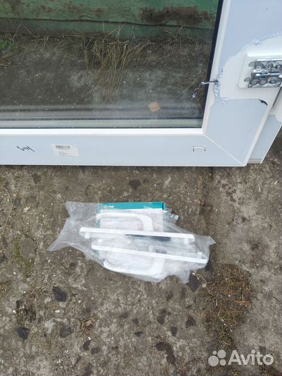 Входная дверь пластиковая