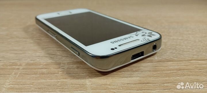 Samsung Galaxy Ace La Fleur GT-S5830I