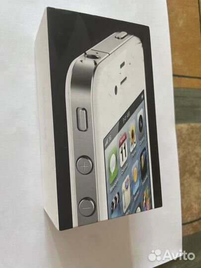 iPhone 4, 8 ГБ