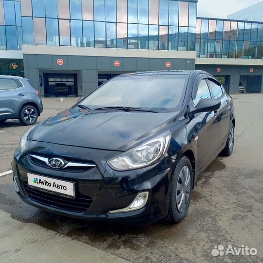 Hyundai Solaris 1.6 МТ, 2011, 194 250 км