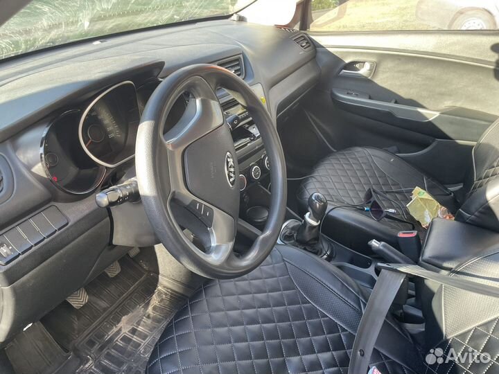 Kia Rio 1.4 МТ, 2015, 192 000 км