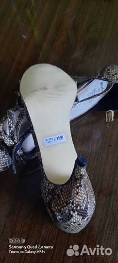 Босоножки 39