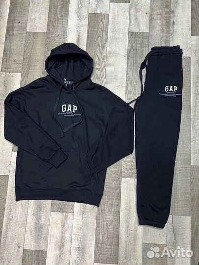 Спортивный костюм Gap